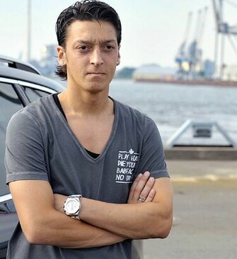 Mesut Ozil Wallpaper Football Soccer Photos Messi