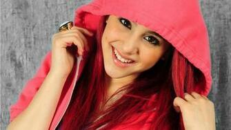 Ariana Grande Pink Hoodie Wallpaper Instagram Photo Shared By Elroy