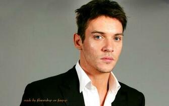 Jonathan Wallpaper Rhys Meyers