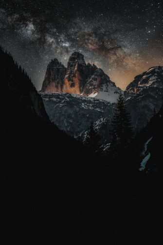 Night Mountain Wallpaper