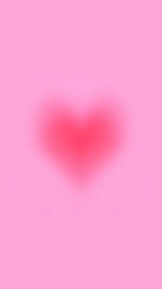 Eyl On Aura Blurred Energy Wallpaper Heart
