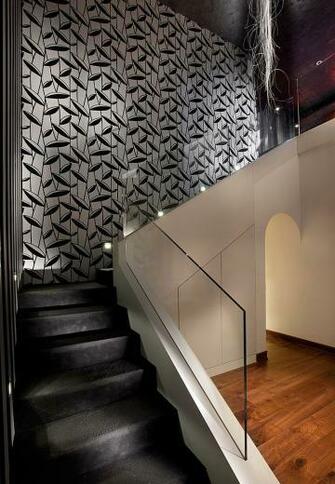 Turn Your Stairwell Wall Into A Stunning Focal Point Photography