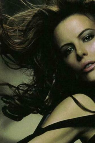 Kate Beckinsale Wallpaper