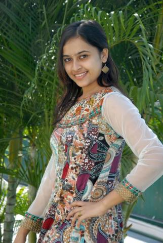 Sridivya Wallpaper Sri Divya Photo Background