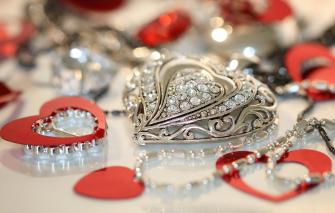Wallpaper Stones Heart Pendant Decoration Image For Desktop