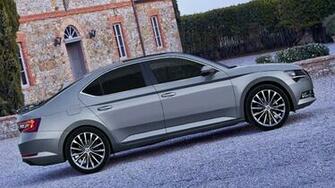Skoda Superb HD Wallpaper Autoweik