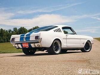 Mustang Fastback Wallpaper