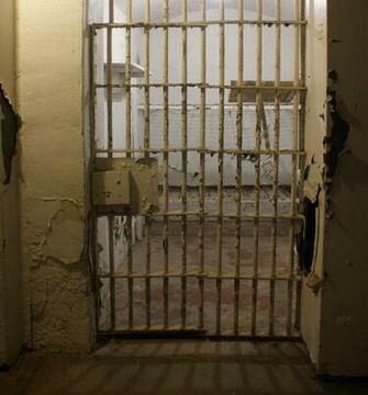 Konashionfan Sdt Background Jail Cell
