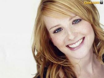 Melissa Rauch Image Photos