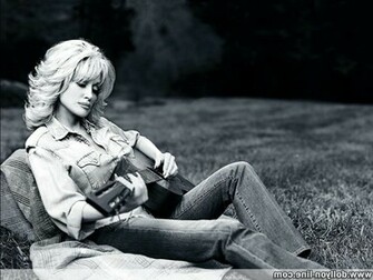 Dolly Parton Wallpaper