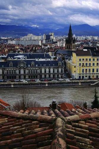 Grenoble France iPhone Wallpaper In