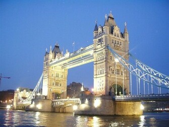 Wallpaper World London Bridge