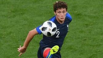 Neben Bayern Weitere Topklubs Hei Auf Vfb Star Pavard
