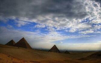 Egyptian Pyramids HD Wallpaper