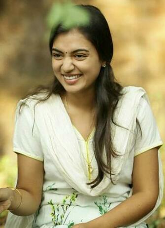 Nazriya Nazim Cute Photoshoot In Bangalore Days And HD Image
