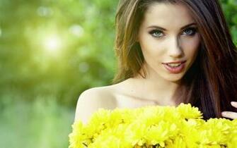 Beautiful Brunette Model Yellow Dress Desktop Pc