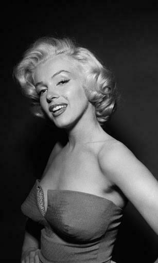 Bigger Marilyn Monroe Live Wallpaper For Android Screenshot