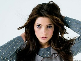 Hollywood Bollywood Ashley Greene Wallpaper