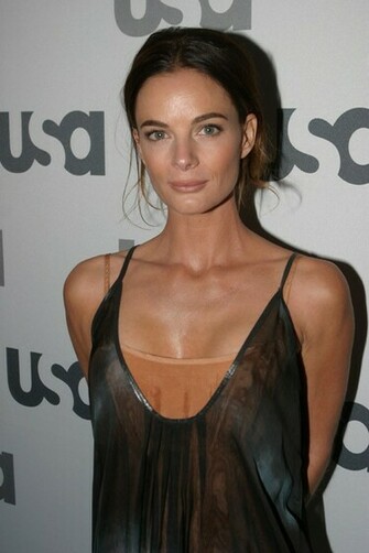 Gabrielle Anwar Pictures Photos