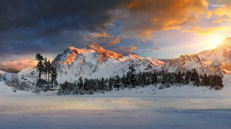 Snow Mountains Wallpaper