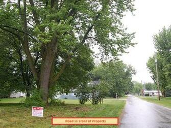 Illinois Midwest Living On One Third Acre Lot Landcentral