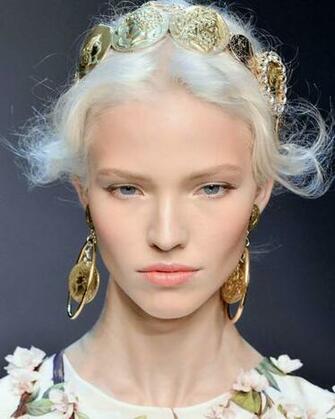 Sasha Luss Photo Of Pics Wallpaper Theplace2