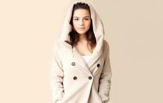 Wallpaper Look Brunette Coat Eyes Lacey