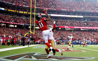 Dynamic Football Catch HD Wallpaper