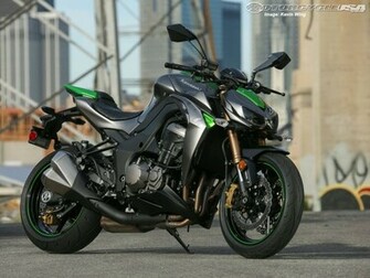 Kawasaki Z1000sx Wallpaper