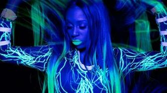 Naomi Feels The Glow Photos Wwe