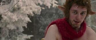 Pictures Of Lucy Pevensie And Mr Tumnus The Chronicles