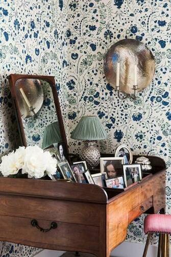 Dianthus Chintz Wallpaper Pineapple Lamp And Aten Light Home