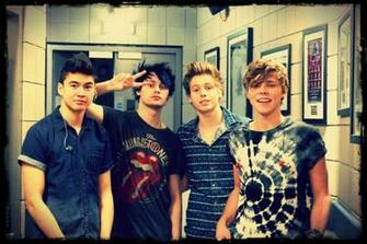 They Are An Australian Boy Band Made Up Of Luke Hemmings Michael
