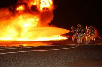 Fire Flames People Firefighter Situation Wallpaper