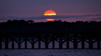 Hazy Days And Stunning Sunsets Winds Carry Smoke From West Coast