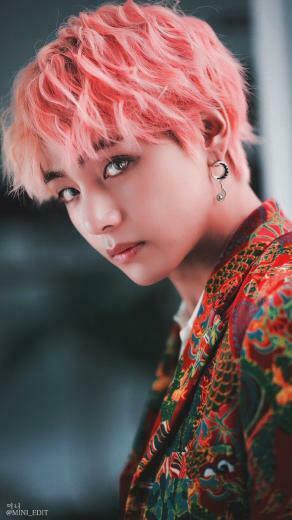 Pytch Black On Bts Taehyung Wallpaper