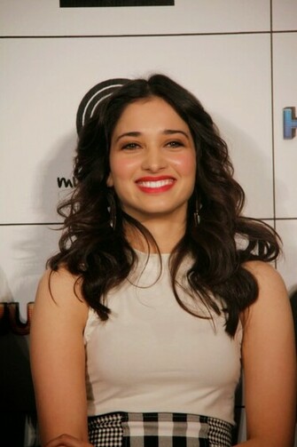 Tamanna Bhatia Beautiful HD Photos Bold Wallpaper Karamat