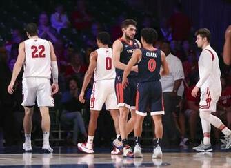 Virginia Basketball Ty Jerome Mentors Kihei Clark Nigel Johnson