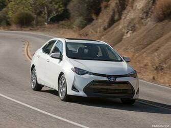 Toyota Corolla Le Eco Super White Front HD