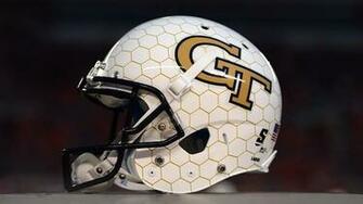 College Football Recruiting Georgia Tech Lands Three From Same High