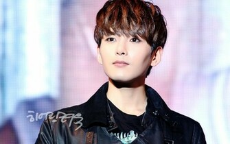 Foto Wallpaper Kyuhyun Suju