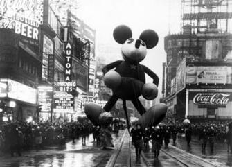 This Week In Disney History Mickey Debuts The Macy S