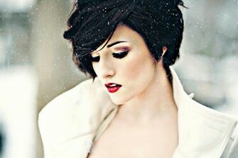 Brunette Wallpaper Walltor