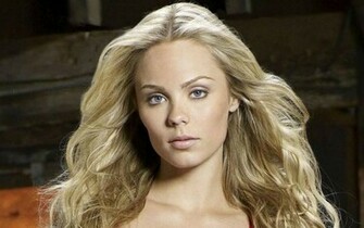 Laura Vandervoort Wallpaper Hq