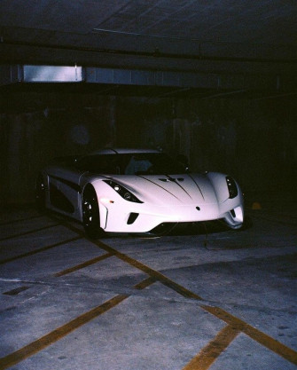 Koenigsegg Regera In Vintage Sports Cars Pretty Cool