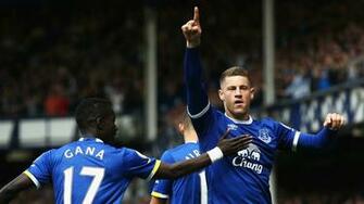 Everton Tottenham Erik Lamela Header Denies Ronald Koeman