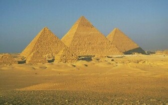 Pyramid Wallpaper Of Egypt
