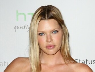 Sophie Monk Thewallpaper Desktop Wallpaper For HD Widescreen