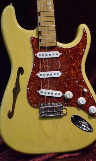 Bigger Vintage Guitars Wallpaper For Android Screenshot
