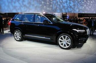 Volvo Xc90 Background Wallpaper